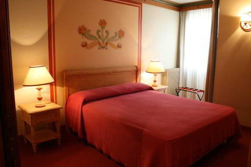 Rta Hotel Catturani Madonna Exterior foto