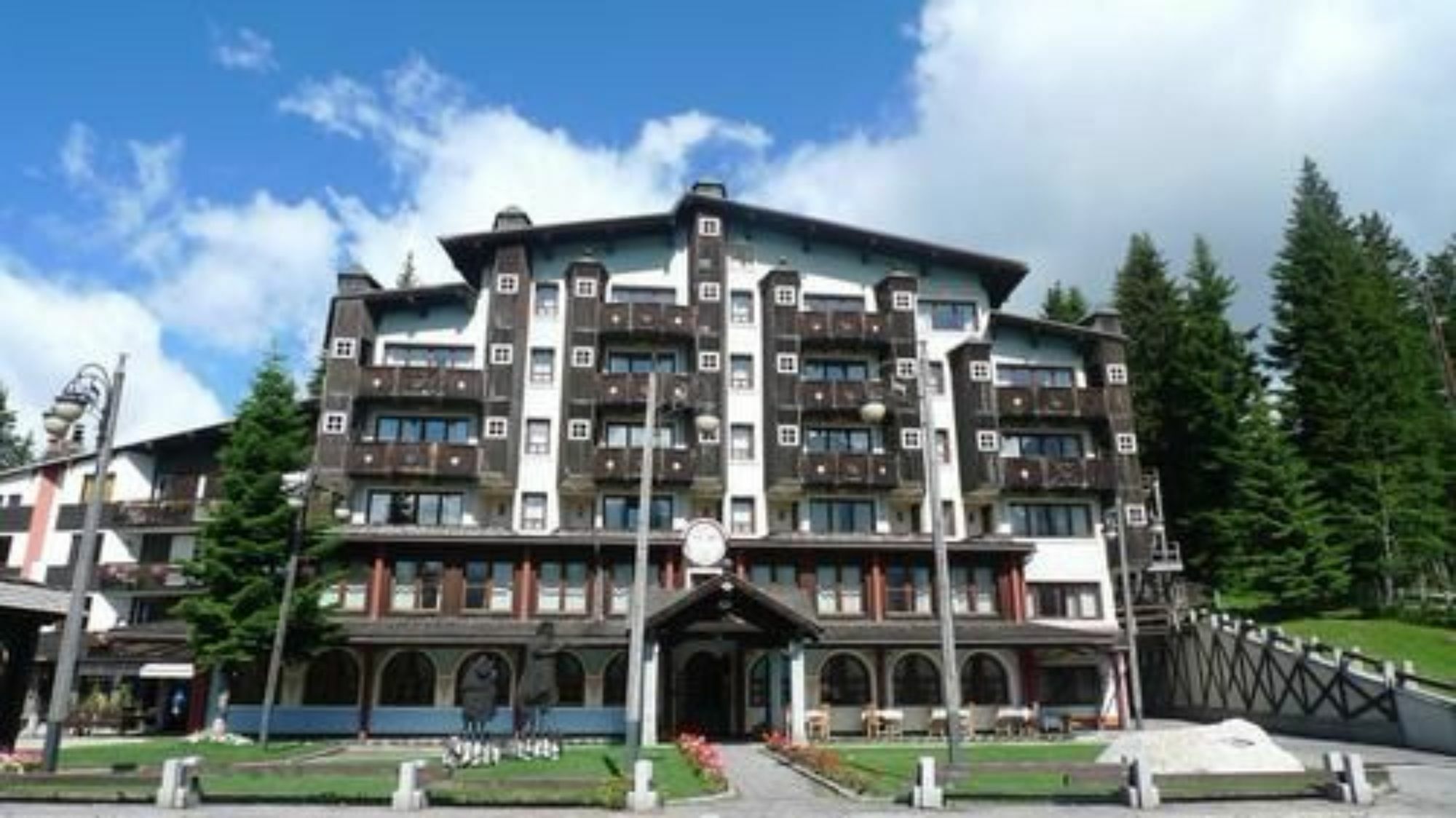 Rta Hotel Catturani Madonna Exterior foto